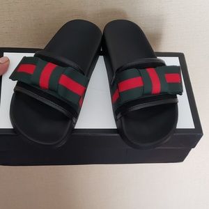 gucci bow flip flops